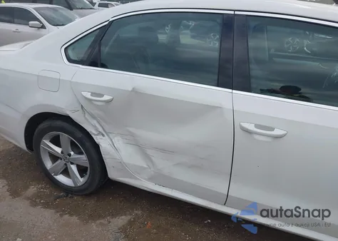 2013 Volkswagen Passat 2.5L Se from USA, damaged, VIN 1VWBH7A32DC060978